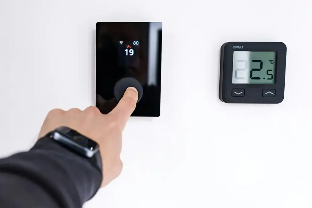 Smart thermostat